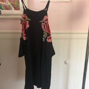 Black rose cold shoulder top